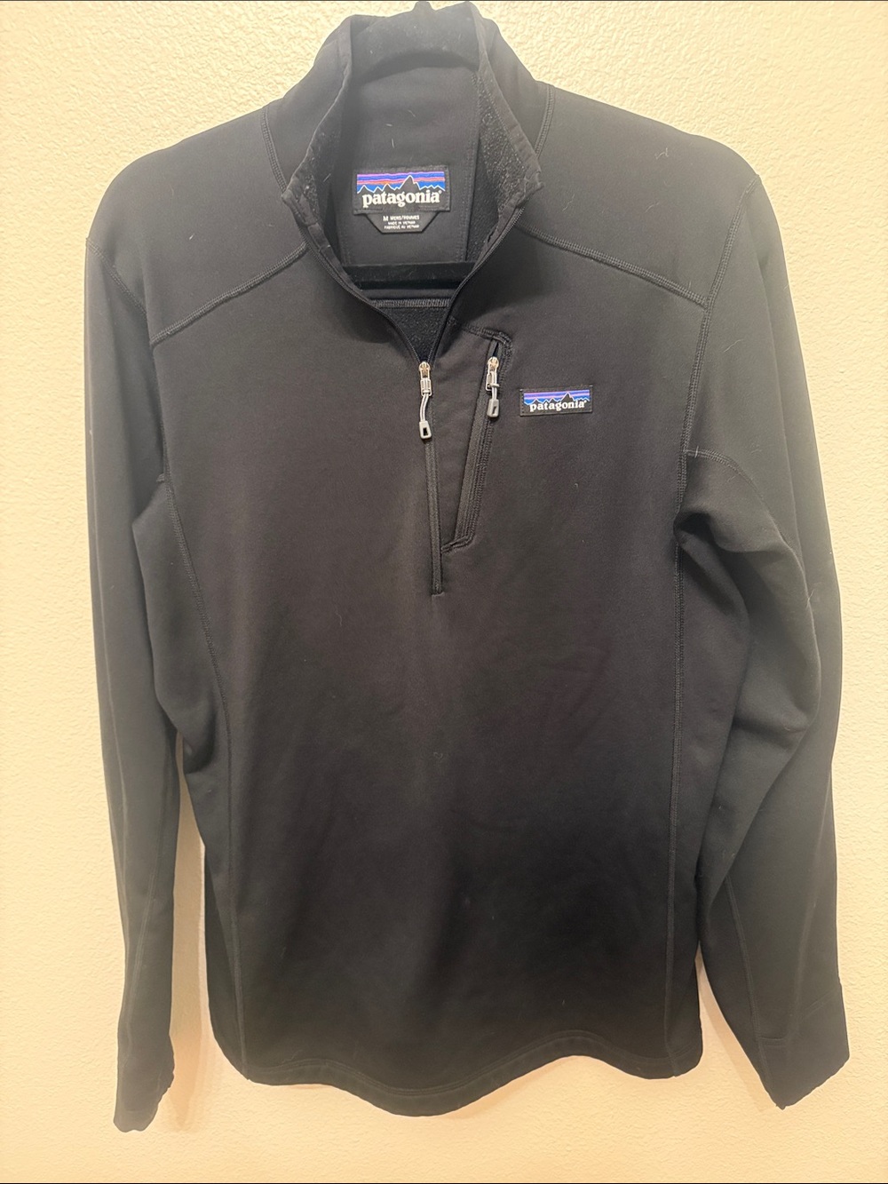 Patagonia Black Lightweight Quarter-Zip Pullover